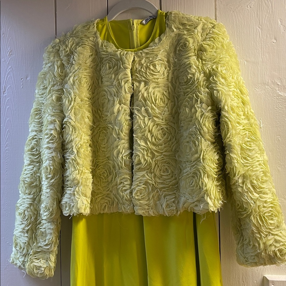 Zara Floral Textured Cream Jacket